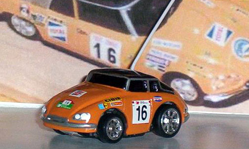 Citroen
[b][i]continued...[/i][/b] I wish I had other rims that would work as good as the originals, I have tried using the ones from diecast cars and have had no luck.
Keywords: jmays Citroen