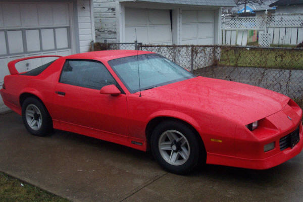 1990 Chevrolet Camaro RS
Here is my new ride. It's a 90 Camaro RS. Unfortunately, it's a V6, but I can work with it!!
Keywords: camaro